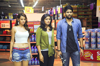 Maya Mall - Telugu Movie Navel Still