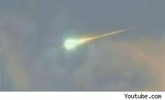 METEORITO CAE SOBRE AUSTRALIA EL 15 DE FEBRERO DE 2013