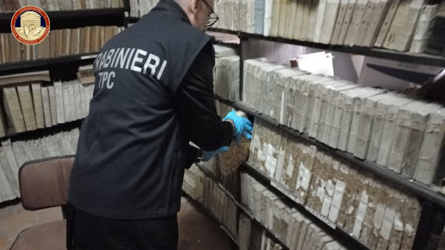 Nucleo TPC di Napoli: sequestrata la storica biblioteca comunale "Luigi Bladier" di Capri