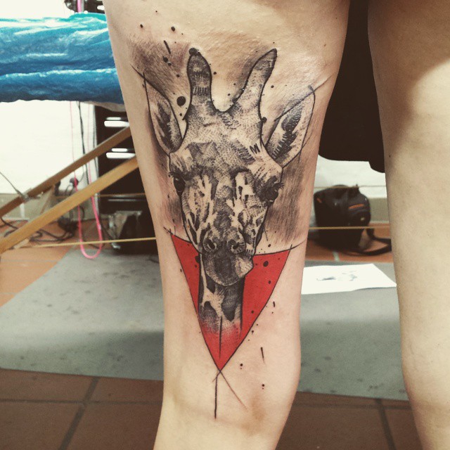 tatuagem de girafa