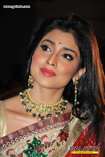 Shriya Saran Photos at the launch of Wedding Vows Magazine