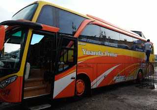 BUS PALEMBANG PADANG