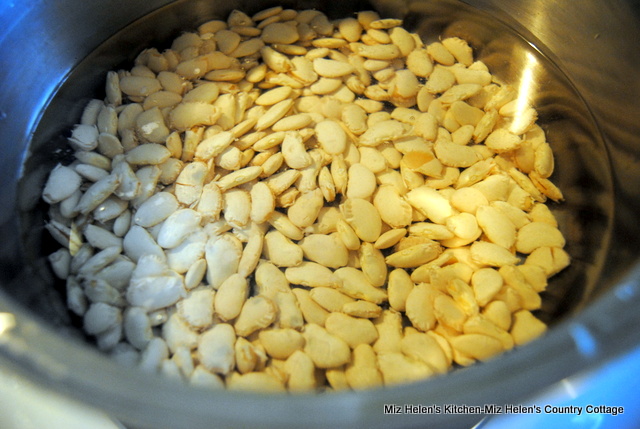 Southern Lima Beans at Miz Helen's Country Cottage