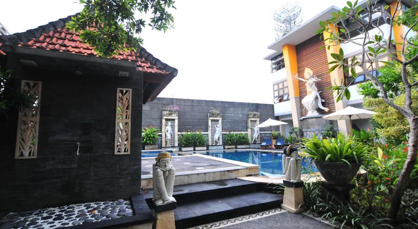 Sandat Hotel Legian