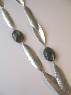 © Dreaming Stone neckpiece, silver and labradorite