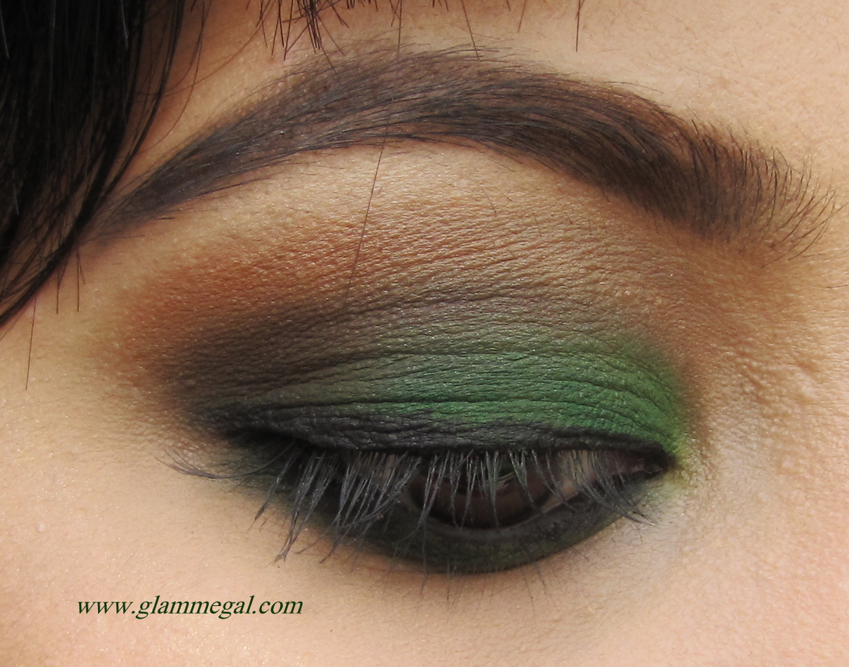 MAKEUP TUTORIAL GO GREEN ON THE EYES GLAMMEGAL