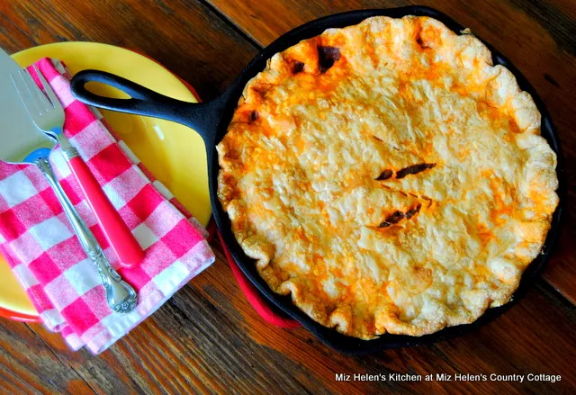 Mexican Skillet Pie at Miz Helen's Country Cottage