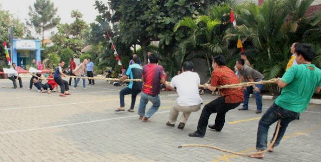 Samsat Ciledug Gelar Lomba HUT RI