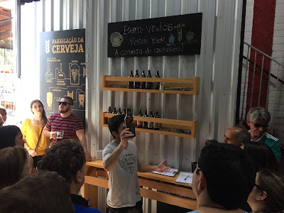 Guia explicando o processo de fabricação de cerveja