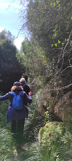 Caminando hacia cala Sant Llorenç