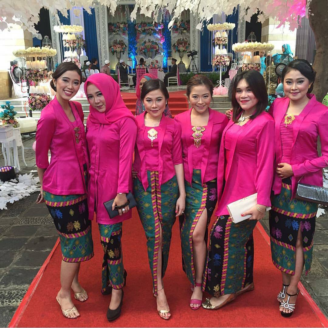 Toko Grosir Model Baju Batik Online Modern Terbaru