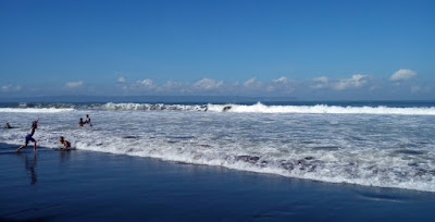Pantai Paseban Kencong Kabupaten Jember Jawa Timur