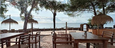 Restaurante Desemboca Beach Club del Camping Alfacs.