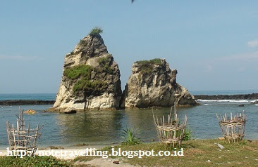 Pantai Sawarna "Pantai yang Indah dan Eksotis"