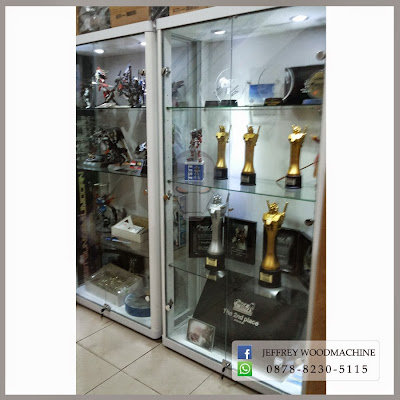 Display Cabinet White