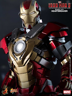 Hot Toys 1/6 Scale Iron Man 3 12" Iron Man Mark XVII Heartbreaker Armor Figure