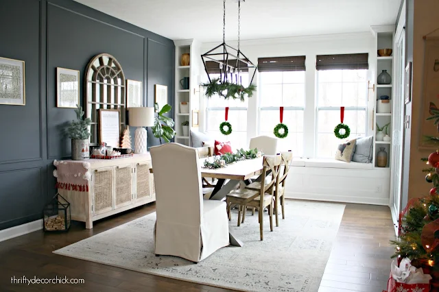 Morning room decor with window seat and built ins