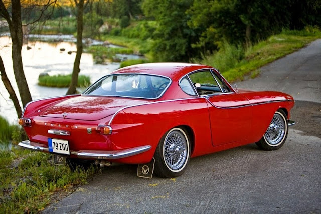 Volvo P1800