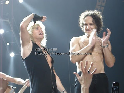 (Phil) Sav and Vivian - Def Leppard - 2008