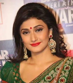 Ragini Khanna Family Husband Son Daughter Father Mother Marriage Photos Biography Profile.