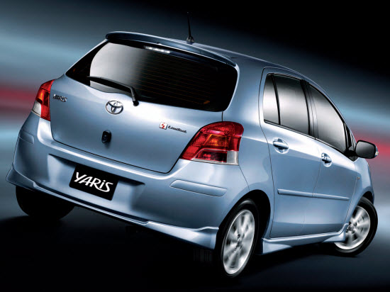 Cho thuê xe Toyota Yaris E 1.5 AT 2012