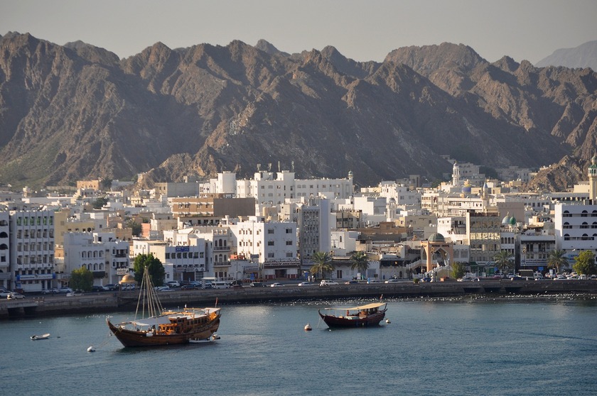 reasons to travel to oman