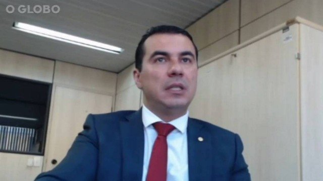 Luis Miranda diz na PF que Pazuello relatou pressão de Lira