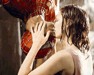 spiderman_kiss2.gif (314×250)