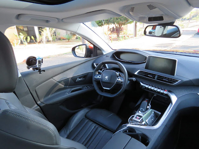 Peugeot 3008 2018 - interior