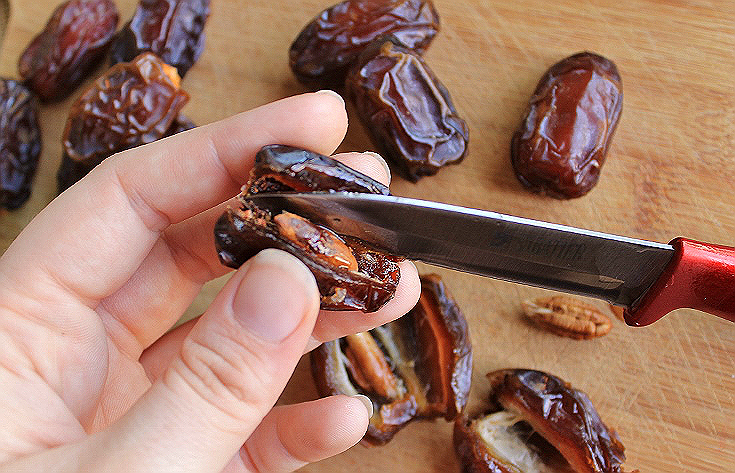 Pitting Medjool Dates