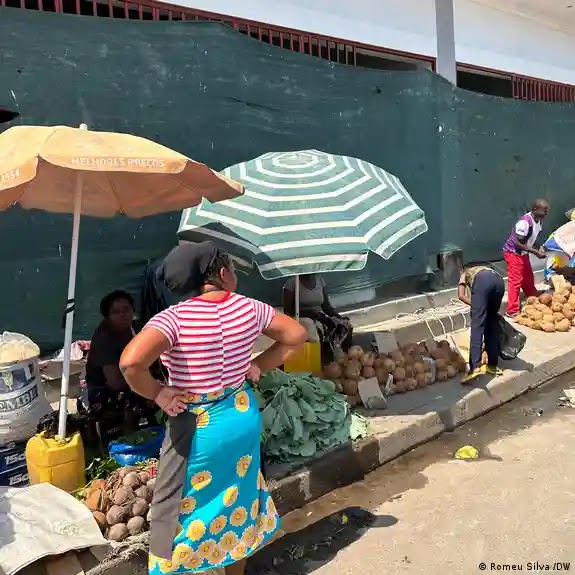  Moçambique: Governo aprova reajustes nos salários mínimos