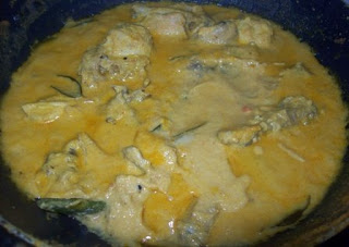 chicken-in-coconut-gravy