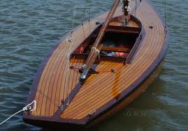 Wooden Boat: Wooden Boat Repair and Restoration