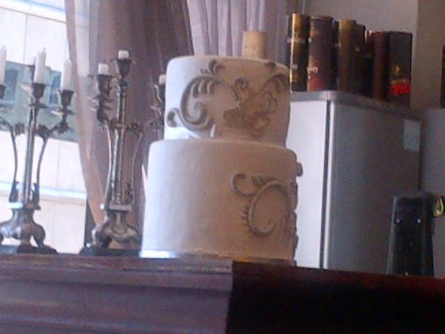 They specialise in the most decadent wedding cakes