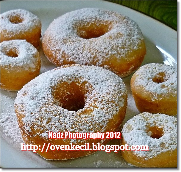 CUTE OVEN, SMALL KITCHEN: DONUT LEMBUT CIK JAH (IZAH DAUT)