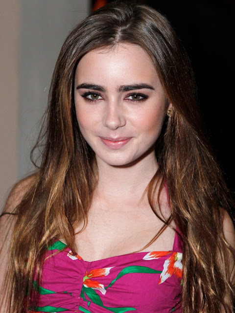 Hollywood Actress Lily Collins Cute Photos