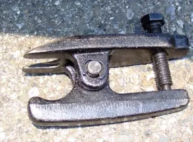 特殊工具SST ボールジョイントリムーバー