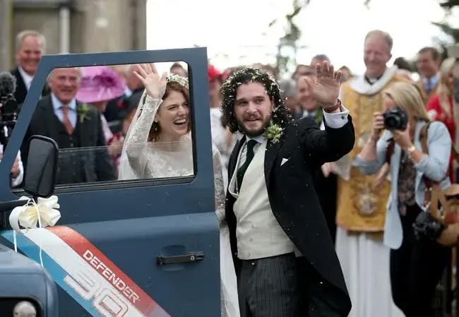 Kit Harington dan Rose Leslie. (Foto: Getty)