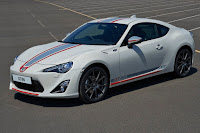 Toyota GT86 Blanco (2015) Front Side
