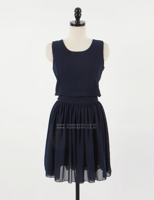 Back Cutout Chiffon Dress