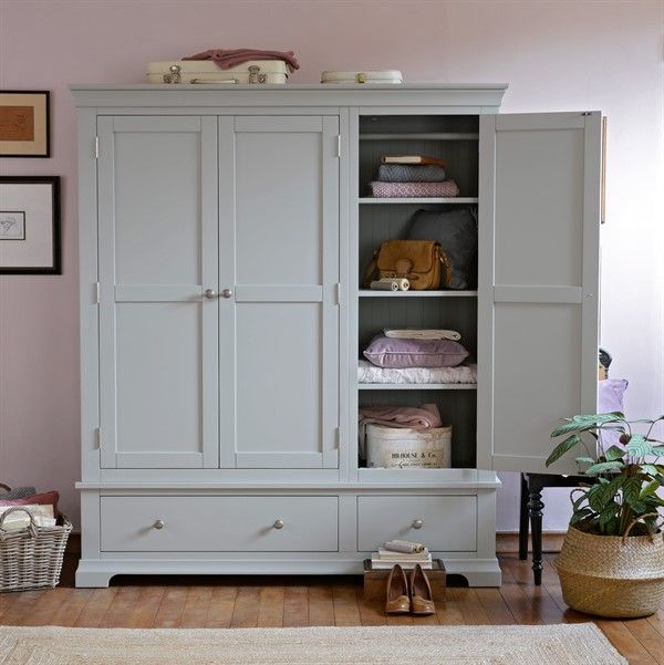 pilihan keluarga model lemari pakaian mewah minimalis duco putih kayu jati