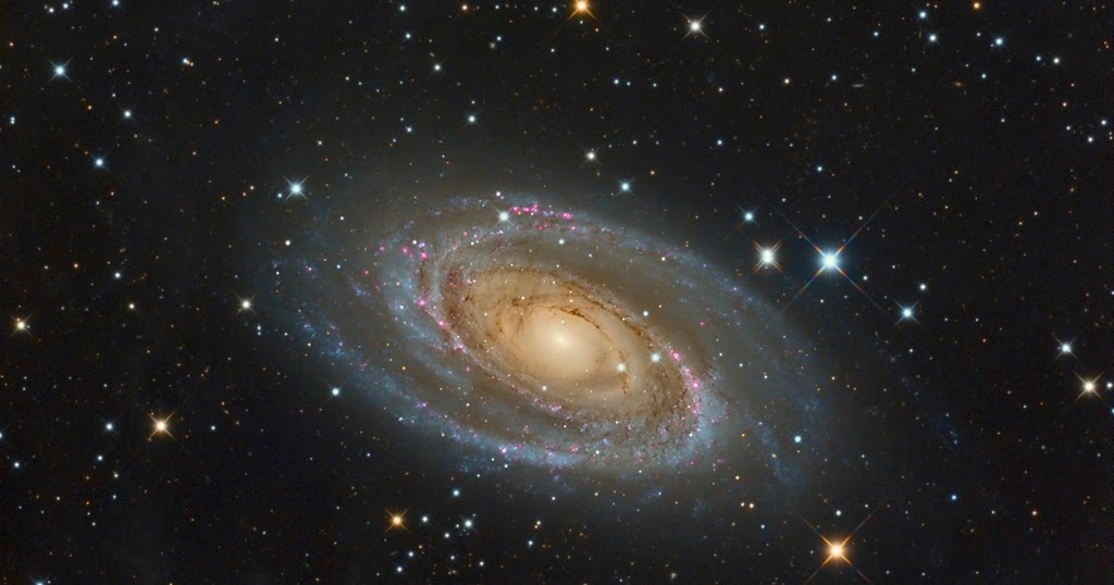 Messier 81 APOD Indonesia
