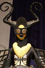 Masked Singer Bee season 1 costume