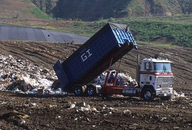 how to reduce rubbish tips remove trash minimize landfill