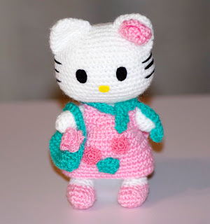 hello kitty крючком