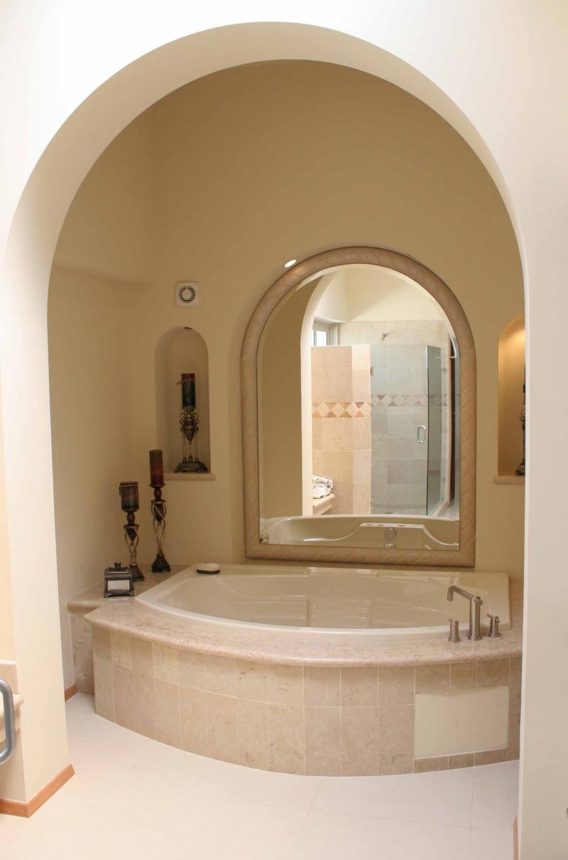 Dreams and Wishes: Luxury bathrooms...a mother's dream!
