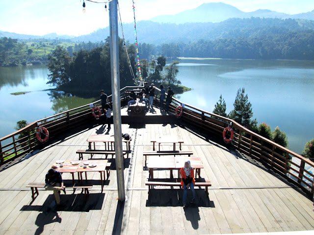 Glamping-Lakeside-Rancabali-Bandung