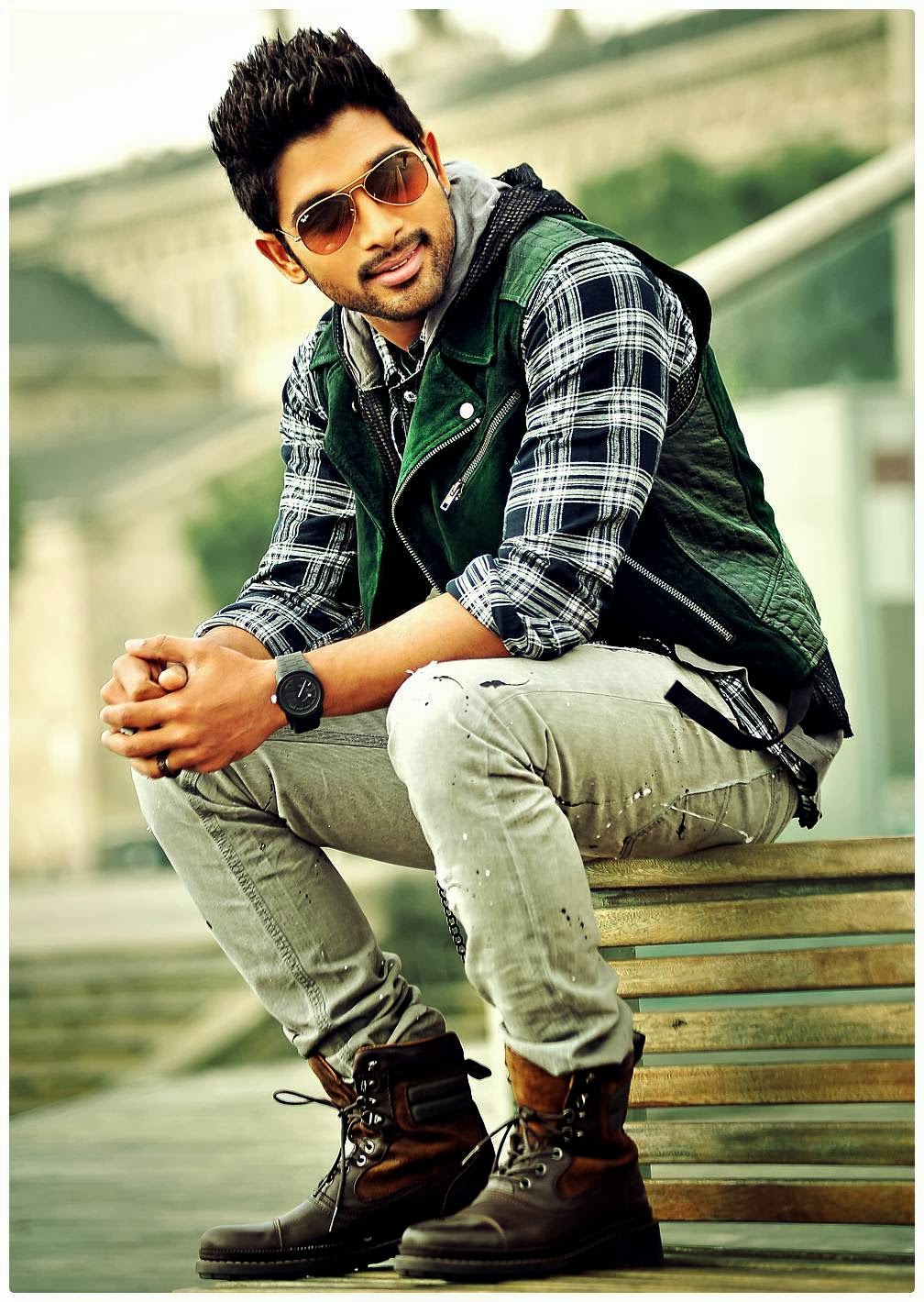 Allu Arjun Stylish Stills in Romeo and Juliets - All 