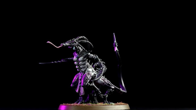 plastic fiend of slaanesh new model games workshop