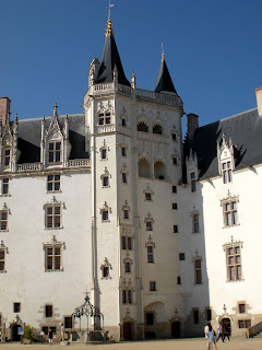 Francia. France. French. Pays de la Loire. País del Loira. Broioù al Liger. Loire-Atlantique. Loira Atlántico. Liger-Atlantel. Bretaña. Bretagne. Breizh. Loira. Loire. Nantes. Naoned. Naunnt. Château des ducs de Bretagne. Castillo de los Duques de Bretaña. Tour de la Couronne d’Or